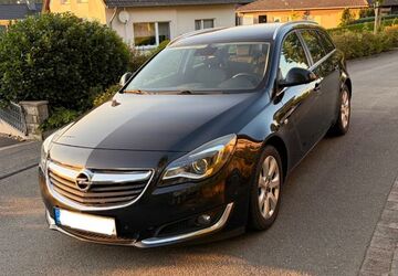 Opel Insignia 224.371 km 5.900 &euro; Paderborn 33100