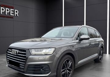Audi Q7 220.000 km 27.990 &euro; Paderborn 33104