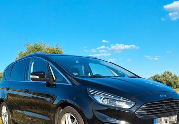 Ford S-Max 170.500 km 10.900 &euro; Paderborn 33102