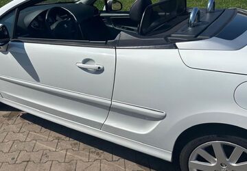Peugeot 207 92.500 km 5.900 &euro; Detmold 32756
