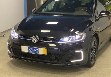 VW Golf 82.499 km 17.490 &euro; Paderborn 33100