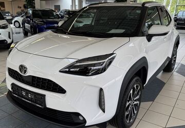 Toyota Yaris Cross 10.685 km 24.490 &euro; Paderborn 33104
