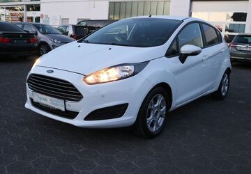 Ford Fiesta 106.744 km 6.990 &euro; Paderborn Schloß-Neuhaus 33104