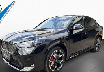 BMW iX2 18.200 km 46.450 &euro; Detmold 32758