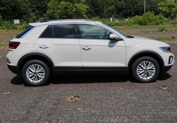 VW T-Roc 51.200 km 23.150 &euro; Paderborn 33102