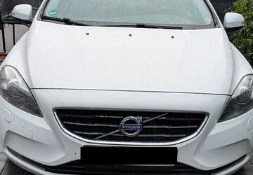 Volvo V40 197.000 km 8.500 &euro; Paderborn 33098
