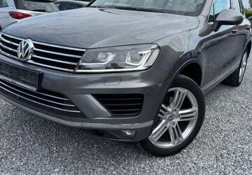 VW Touareg 240.000 km 14.899 &euro; Paderborn 33100