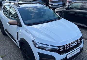 Dacia Sandero 19.000 km 18.900 &euro; Paderborn 33100
