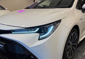 Toyota Corolla 96.545 km 16.990 &euro; Paderborn 33102