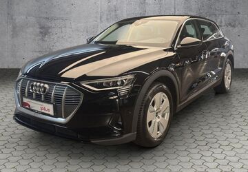 Audi e-tron 30.050 km 30.890 &euro; Paderborn 33100