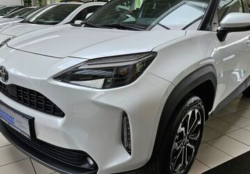 Toyota Yaris Cross 7.000 km 24.890 &euro; Paderborn 33104