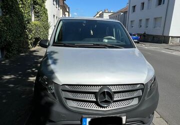 Mercedes-Benz Vito 216.000 km 18.200 &euro; Paderborn 33102