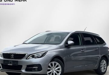 Peugeot 308 139.650 km 8.990 &euro; Paderborn 33100