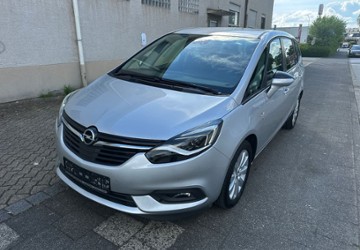 Opel Zafira 121.000 km 9.399 &euro; Paderborn 33100
