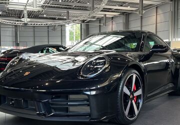 Porsche 992 9.450 km 168.790 &euro; Paderborn 33100