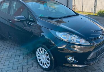 Ford Fiesta 176.000 km 2.200 &euro; Lippstadt 59557