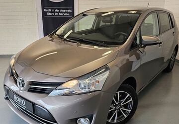 Toyota Verso 116.300 km 13.300 &euro; Lippstadt 59557