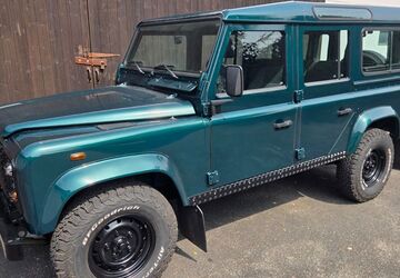 Land Rover Defender 137.000 km 38.500 &euro; Paderborn 33100