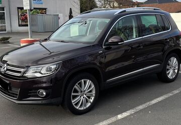 VW Tiguan 161.000 km 9.990 &euro; Paderborn 33106