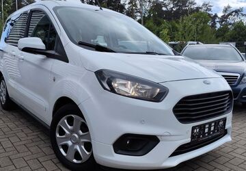 Ford Tourneo Courier 146.014 km 6.450 &euro; Schlangen 33189