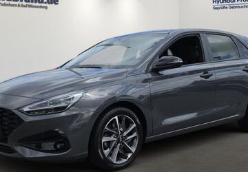 Hyundai i30 25.300 km 20.490 &euro; Paderborn 33106