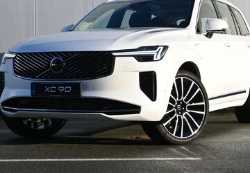 Volvo XC90 3.500 km 74.980 &euro; Paderborn 33106