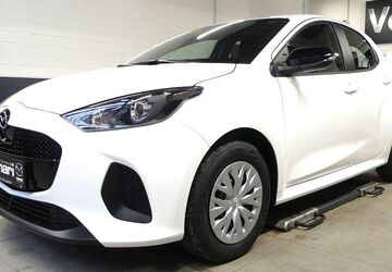 Mazda 2 Hybrid 8.000 km 22.390 &euro; Paderborn 33106