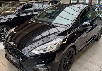 Ford Fiesta 61.000 km 12.950 &euro; Detmold 32758