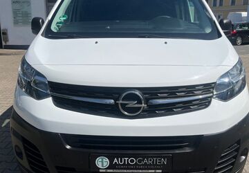 Opel Vivaro 180.000 km 13.850 &euro; Paderborn 33098