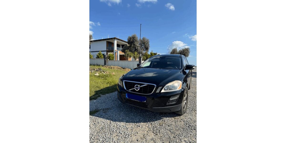 Volvo XC60 259.000 km 6.150 &euro; Paderborn 33100