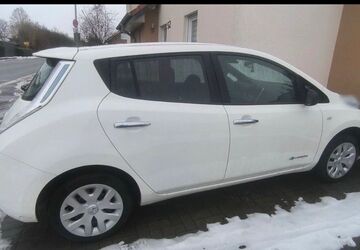 Nissan Leaf 130.000 km 8.000 &euro; Borchen 33178