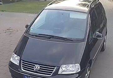 VW Sharan 263.000 km 5.700 &euro; Oerlinghausen 33813
