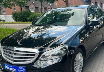 Mercedes-Benz E 200 141.176 km 10.990 &euro; Paderborn 33100
