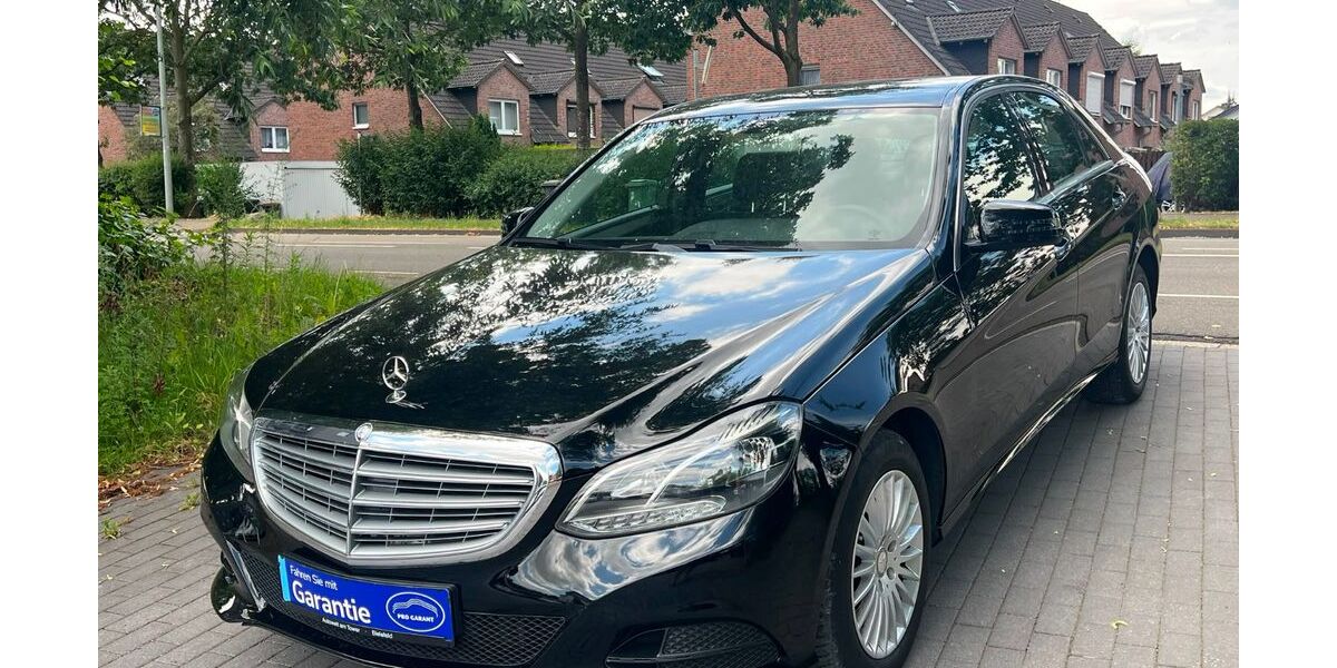 Mercedes-Benz E 200 141.176 km 10.990 &euro; Paderborn 33100