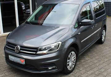 VW Caddy 62.367 km 17.990 &euro; Paderborn 33104