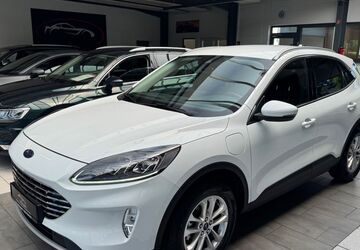 Ford Kuga 52.000 km 19.900 &euro; Detmold 32758