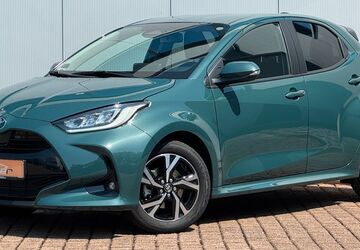 Toyota Yaris 6.900 km 22.860 &euro; Detmold 32758