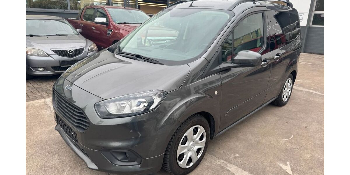 Ford Tourneo Courier 217.000 km 3.550 &euro; Detmold 32758