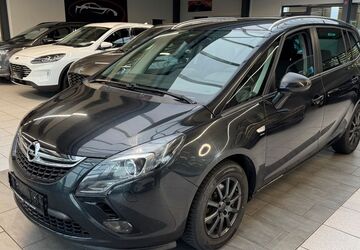 Opel Zafira Tourer 134.000 km 6.900 &euro; Detmold 32758