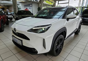 Toyota Yaris Cross 14.810 km 24.590 &euro; Paderborn 33104