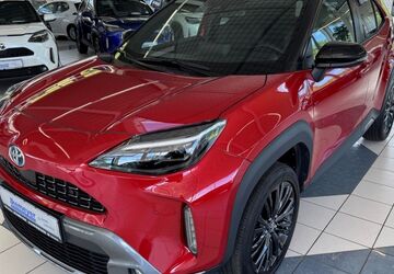 Toyota Yaris Cross 28.080 km 23.990 &euro; Paderborn 33104