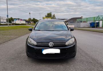 VW Golf 205.000 km 4.850 &euro; Paderborn 33100