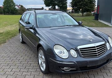 Mercedes-Benz E 220 356.518 km 2.999 &euro; Paderborn 33100