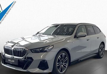 BMW i5 17.273 km 60.880 &euro; Paderborn 33104