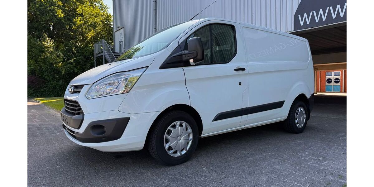 Ford Transit Custom 141.000 km 8.990 &euro; Paderborn 33102