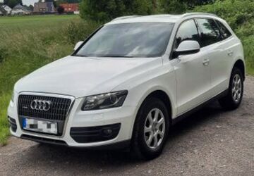 Audi Q5 179.000 km 12.890 &euro; Paderborn 33106