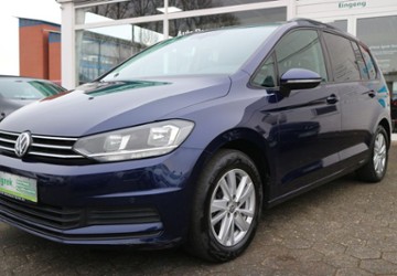 VW Touran 153.566 km 18.990 &euro; Paderborn Schloß-Neuhaus 33104