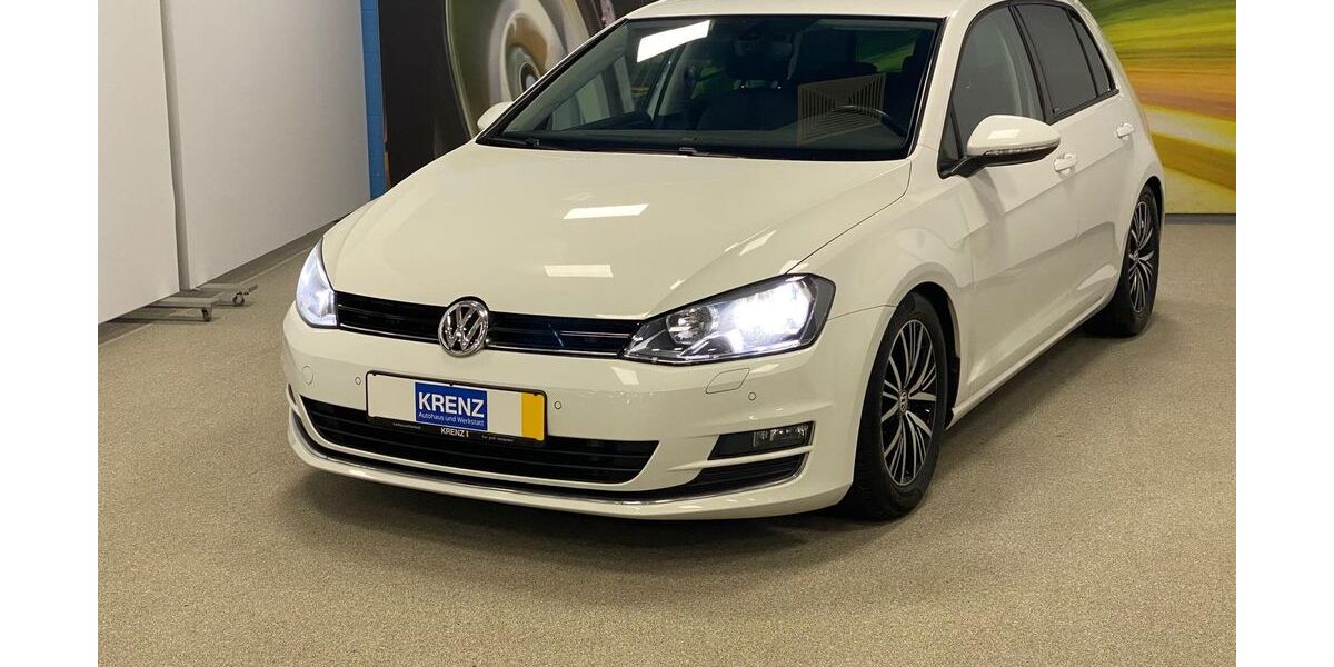 VW Golf 63.410 km 15.990 &euro; Paderborn 33100
