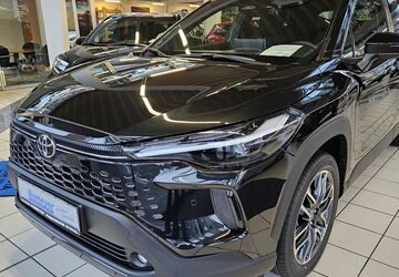 Toyota Corolla Cross 22.500 km 35.890 &euro; Paderborn 33104