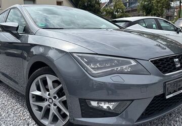 Seat Leon 131.722 km 13.490 &euro; Paderborn 33104